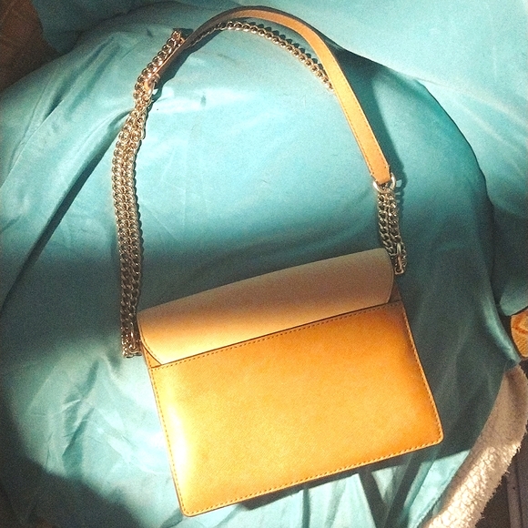 Tory Burch handbag - Picture 2 of 4